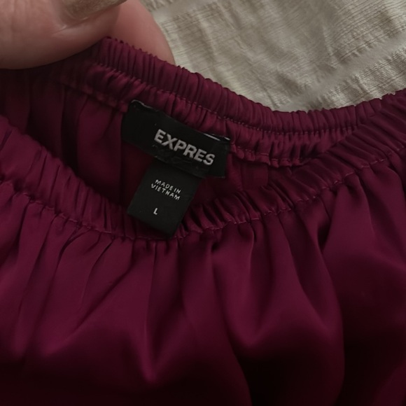 Express Satin off the shoulder blouse with crinkle sleeve - Picture 7 of 9